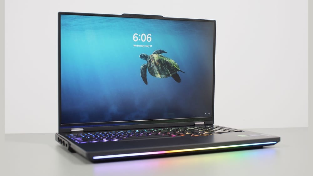 Lenovo Legion Pro 7i (2026) im Test: Flüssigmetall-Kühlung hält, was sie verspricht?