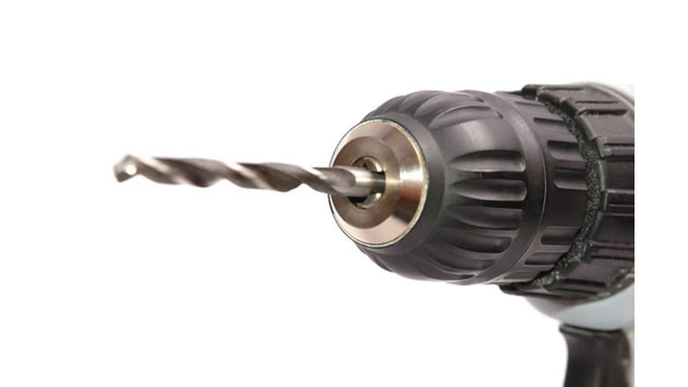 Sicher hämmern: Ein umfassender Leitfaden zur Risikominimierung beim Arbeiten mit dem Bohrhammer