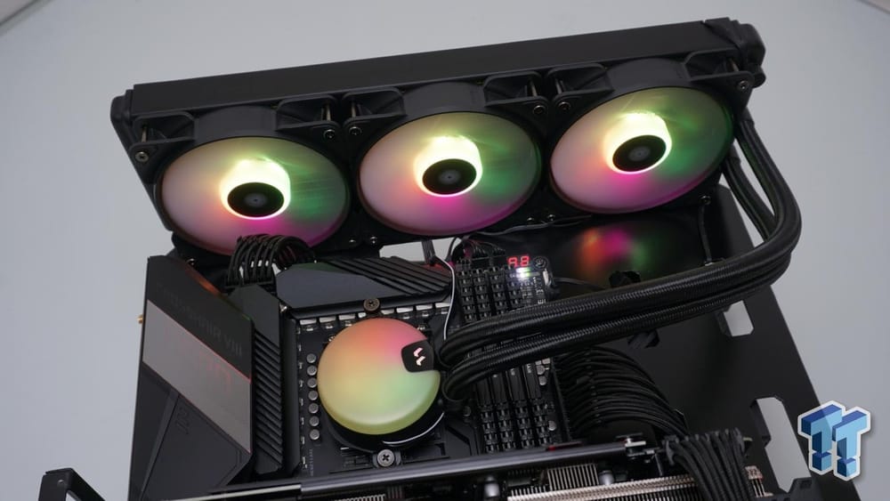 Test: Fractal Design Lumen S36 RGB (2025) – Leise Effizienz mit RGB-Akzenten