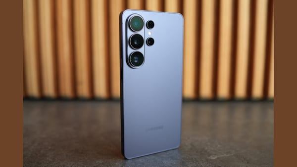 Samsung Galaxy S26 Ultra (2026) im Test: Quantensprung oder Sicherheitslücke?