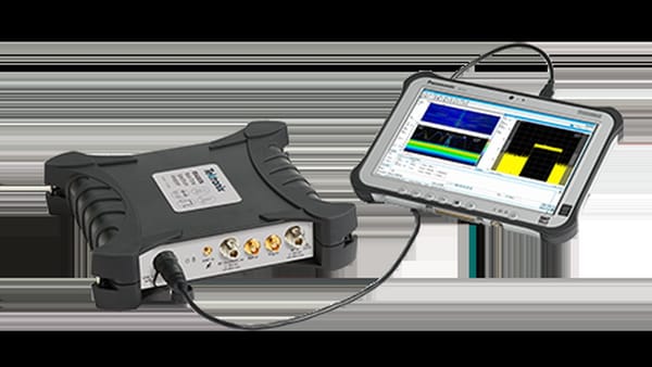 Tektronix RSA500B Spektrumanalysator (2025) im Test: Mobiles Labor für HF-Profis?